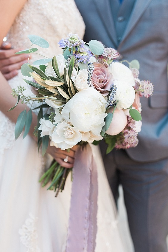 lavender and dusty rose bouquets for lavender dusty rose rustic country wedding